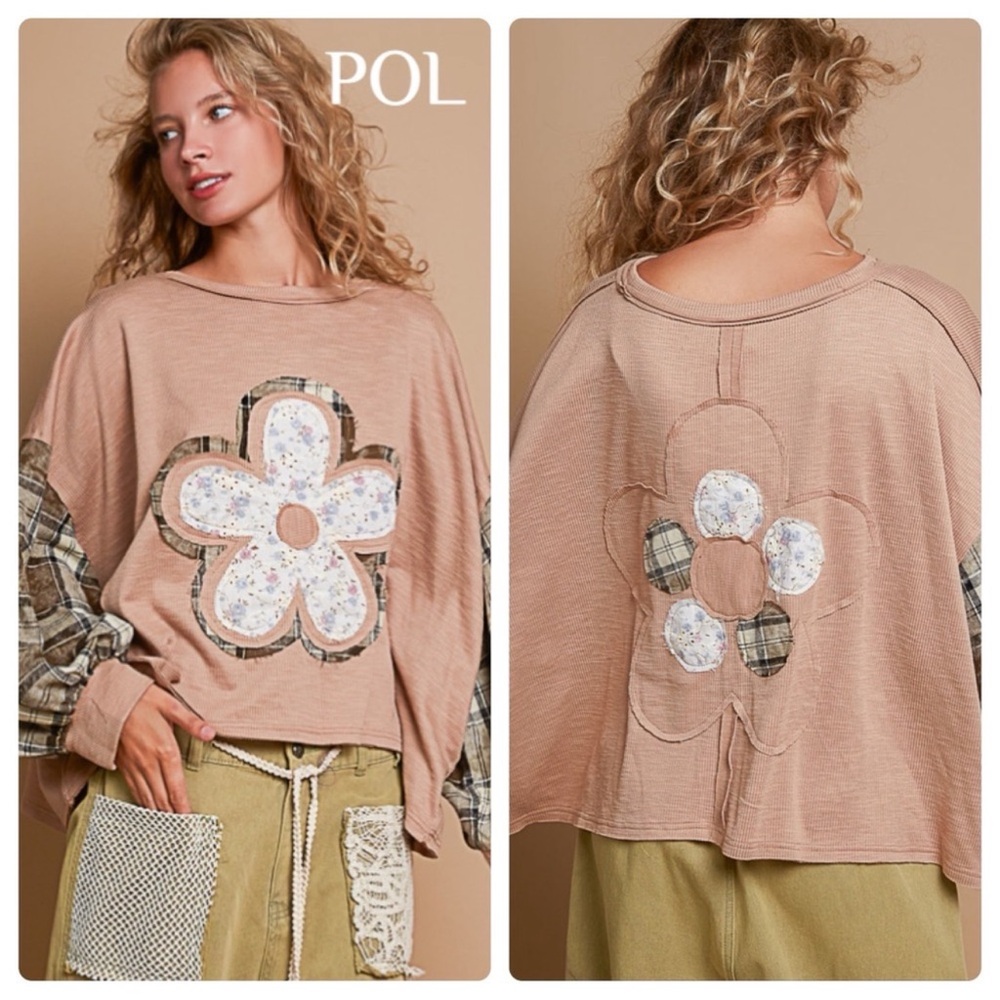POL Plaid Sleeve Floral Top